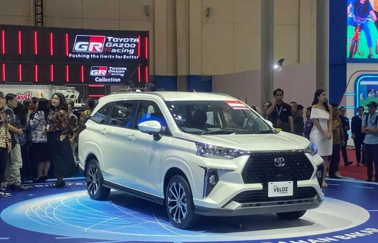Toyota New Veloz Hybrid produksi lokal diluncurkan