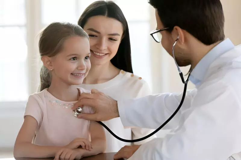 Vaksinasi yang perlu dilengkapi untuk mencegah pneumonia