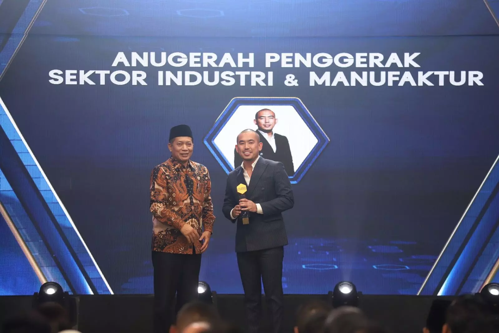 CEO Solid Corp George Santoso raih Anugerah Penggerak Nusantara 2025 sektor industri dan manufaktur