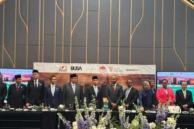 Gibran umumkan kebijakan bebas visa untuk Afrika Selatan di CEO Forum