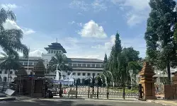 Wajah baru Gedung Sate Kota Bandung jadi sorotan publik