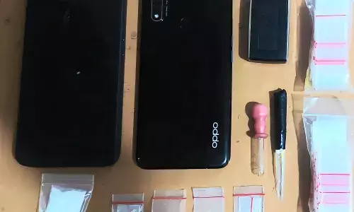 Beli sabu di Kampung Ambon, dua pria ditangkap polisi di Kota Tangerang Beli sabu di Kampung Ambon, dua pria ditangkap polisi di Kota Tangerang