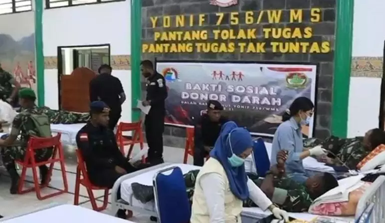 Batalyon 756/WMS-PMI Jayawijaya kerja sama gelar donor darah