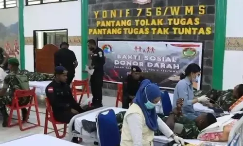 Batalyon 756/WMS-PMI Jayawijaya kerja sama gelar donor darah Batalyon 756/WMS-PMI Jayawijaya kerja sama gelar donor darah