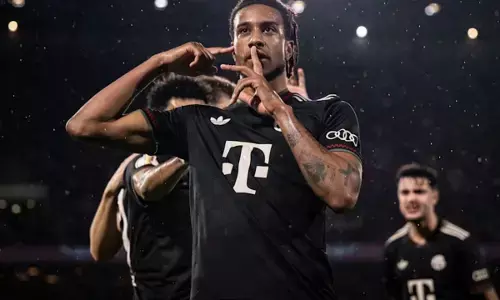 Muenchen masih perkasa setelah menang telak atas Freiburg Muenchen masih perkasa setelah menang telak atas Freiburg