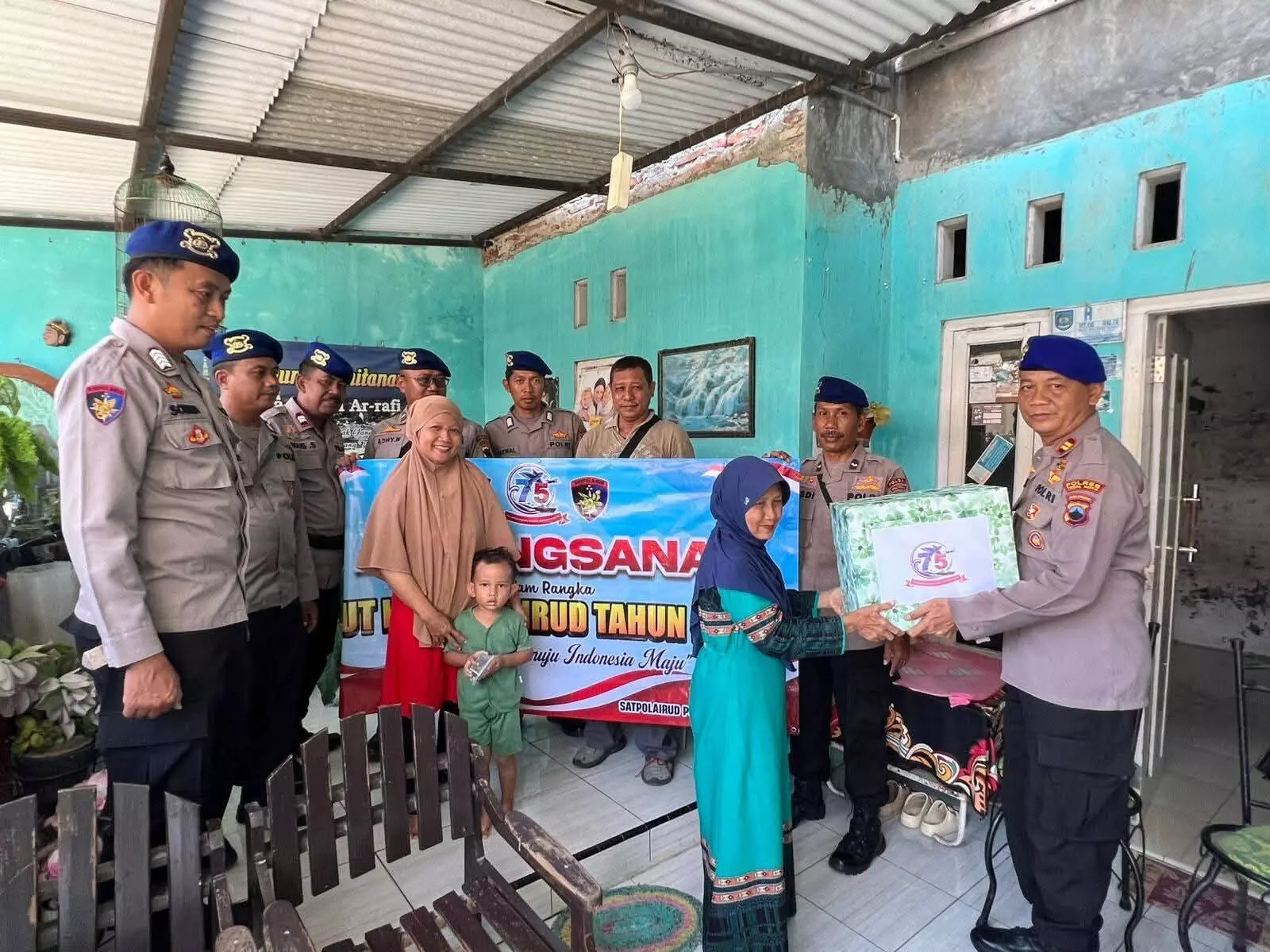 Ditpolairud Polda Jateng dan Satpolairud Polres Tegal Kota gelar anjangsana HUT ke-75 Polairud