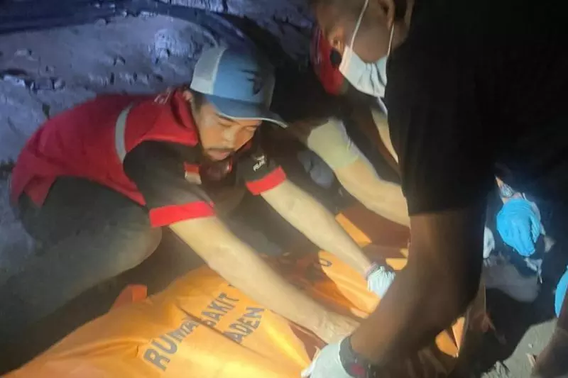 Pria tewas tersetrum saat mencuri kabel di Priok Pria tewas tersetrum saat mencuri kabel di Priok