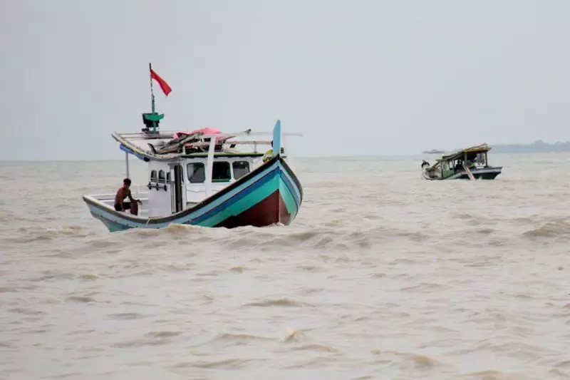 KKP minta nelayan waspada dampak siklon FINA