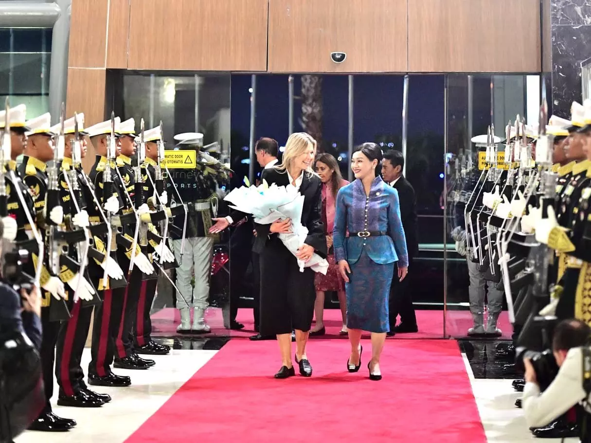 Tiba di Indonesia, Ratu Belanda Maxima melakukan kunjungan selama 4 hari Tiba di Indonesia, Ratu Belanda Maxima melakukan kunjungan selama 4 hari