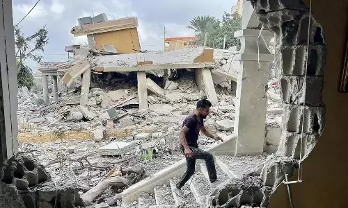 Beirut diserang, Lebanon sebut Israel tak indahkan gencatan senjata Beirut diserang, Lebanon sebut Israel tak indahkan gencatan senjata