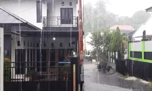 BMKG Ternate imbau warga waspadai cuaca ekstrem di Malut BMKG Ternate imbau warga waspadai cuaca ekstrem di Malut