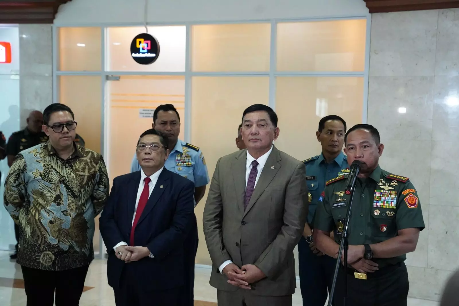 Menhan RI dan Panglima TNI tegaskan pertahanan sebagai penopang stabilitas Nasional Menhan RI dan Panglima TNI tegaskan pertahanan sebagai penopang stabilitas Nasional