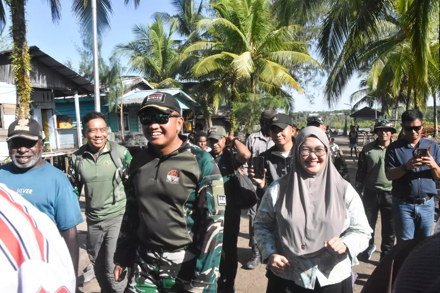 Dandim 1710/Mimika tinjau kondisi wilayah dan gelar komsos di Kampung Kekwa