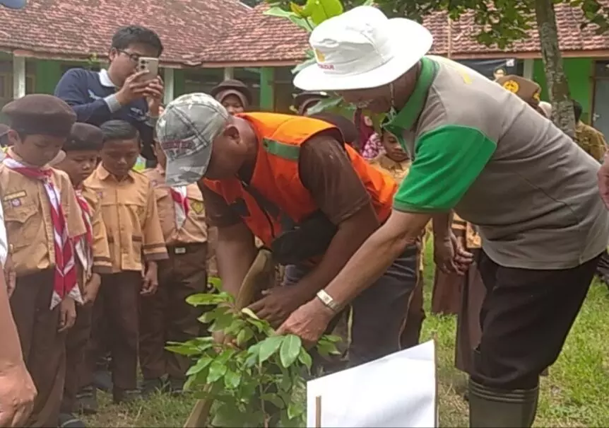 KaKwarda Jatim apresiasi keterlibatan Pramuka dalam mitigasi bencana di Jatiroto