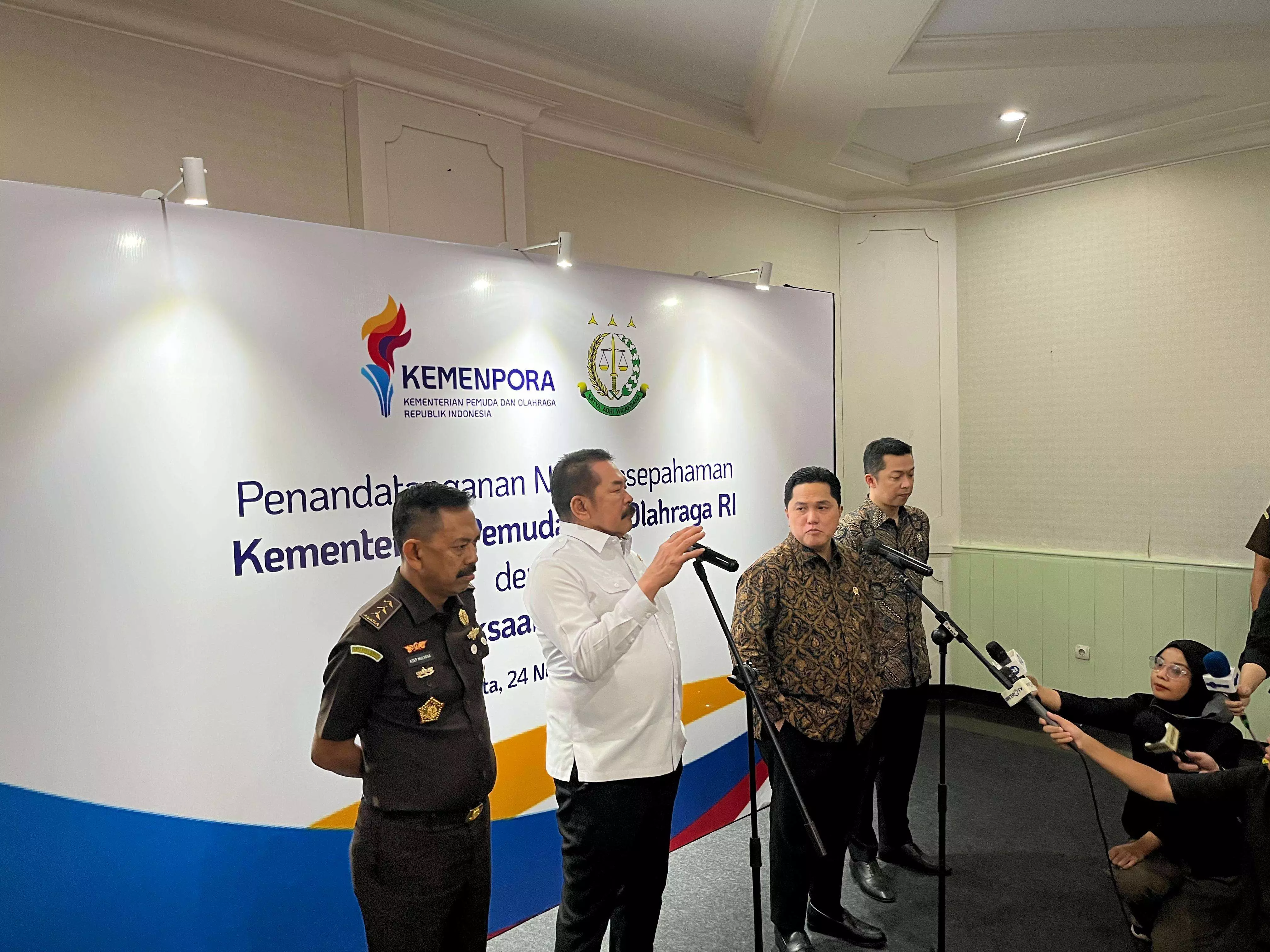 Kemenpora-Kejagung `teken` MoU: Koordinasi hukum bidang kepemudaan dan keolahragaan
