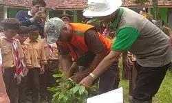 KaKwarda Jatim apresiasi keterlibatan Pramuka dalam mitigasi bencana di Jatiroto KaKwarda Jatim apresiasi keterlibatan Pramuka dalam mitigasi bencana di Jatiroto