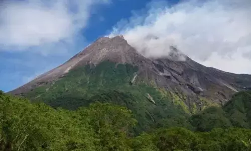 Kepala BPPTKG: Aktivitas Gunung Merapi masih aman