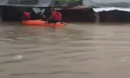 Kemensos kirim bantuan untuk korban banjir dan longsor di Tapanuli Tengah Kemensos kirim bantuan untuk korban banjir dan longsor di Tapanuli Tengah