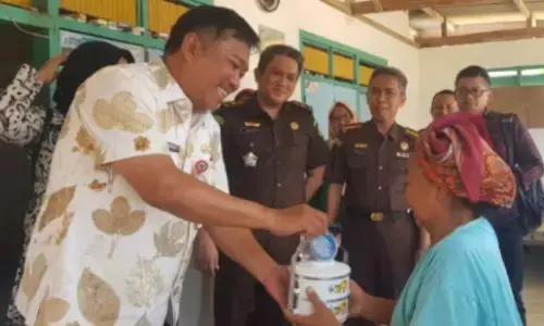 Pemkab Pamekasan alihkan program bantuan makanan lansia ke pusat