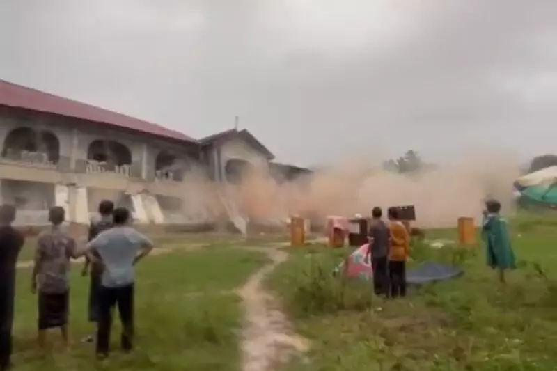 Gedung asrama pesantren di Aceh ambruk akibat longsor, santri selamat