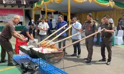 Kejari Kota Tangerang musnahkan barang bukti narkoba hingga senpi