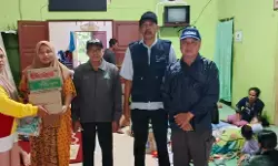 Banjir landa Dusun Karya Baru Secanggang, ratusan warga mengungsi di balai desa