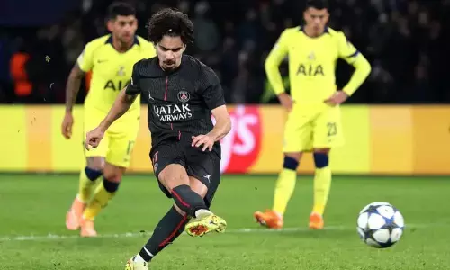 PSG menang telak 5-3 atas Tottenham, Vitinha cetak hattrick