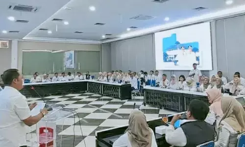 Diskominfo Karawang latih pengelola medsos instansi tingkatkan layanan