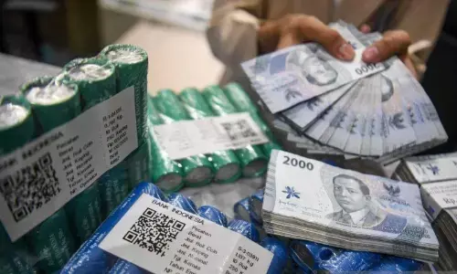 Rupiah menguat karena optimisme penurunan suku bunga Fed bulan depan
