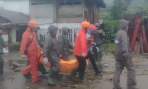 Tim Gabungan temukan 10 warga meninggal akibat banjir bandang di Agam