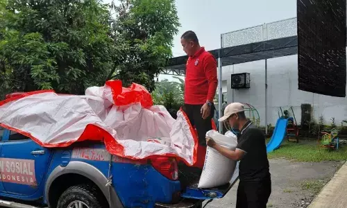 Pemkab salurkan bantuan logistik untuk masyarakat terdampak banjir Pemkab salurkan bantuan logistik untuk masyarakat terdampak banjir