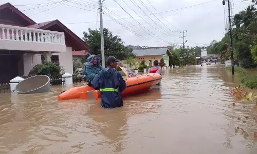 Banjir Sumbar: 22 korban tewas, 12 hilang, evakuasi terkendala longsor
