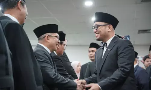 Kemenhaj lantik 400 pejabat baru, Wamen Dahnil: Umat tunggu perubahan nyata Kemenhaj lantik 400 pejabat baru, Wamen Dahnil: Umat tunggu perubahan nyata