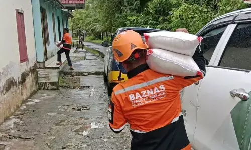 Banjir rendam Padang Pariaman, BAZNAS salurkan bantuan untuk warga terdampak