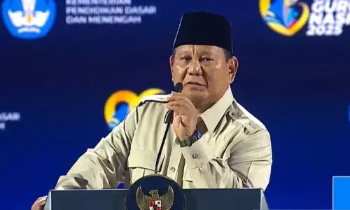 Prabowo: 288 ribu sekolah terima interaktif digital di awal Januari Prabowo: 288 ribu sekolah terima interaktif digital di awal Januari