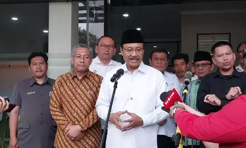 Kemensos dampingi lulusan Sekolah Rakyat lanjut kuliah & kerja