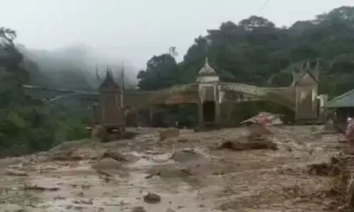 21 jenazah ditemukan di sungai Padang Pariaman diduga korban banjir 21 jenazah ditemukan di sungai Padang Pariaman diduga korban banjir