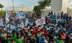 Disnaker Tangsel menunggu regulasi kenaikan UMK