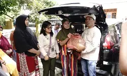 Jalankan instruksi Prabowo, Tim Natal Nasional antar bantuan bencana Jalankan instruksi Prabowo, Tim Natal Nasional antar bantuan bencana