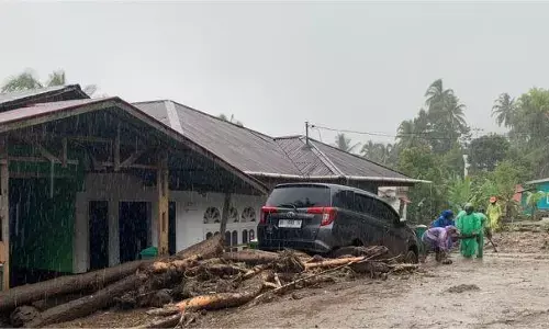 Otoritas Malaysia konfirmasi satu warganya hilang di Sumatera Barat