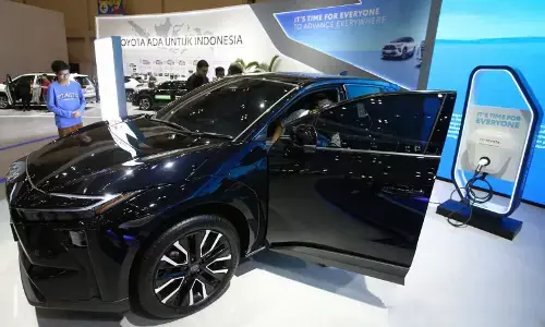 Pemerintah dinilai perlu susun regulasi paspor baterai EV Pemerintah dinilai perlu susun regulasi paspor baterai EV