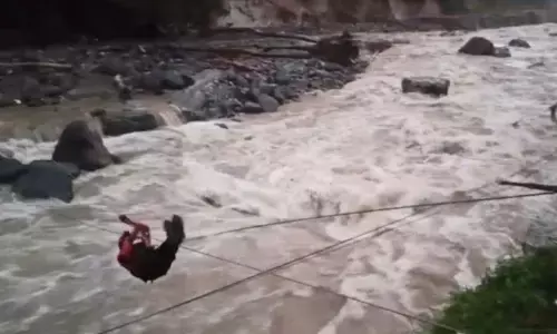 Ratusan personel Basarnas perbantuan mulai berlabuh di Acehdan Sumut Ratusan personel Basarnas perbantuan mulai berlabuh di Acehdan Sumut