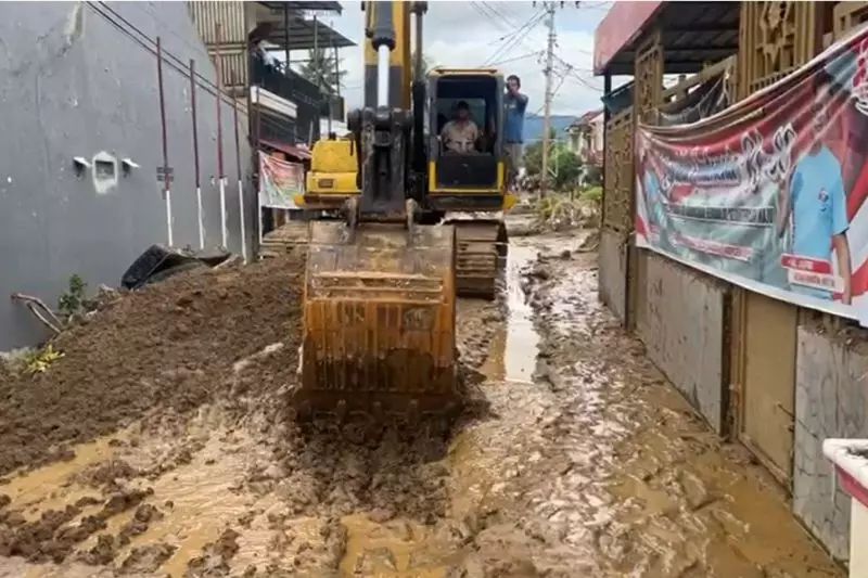 Pemerintah percepat buka akses dan perbaiki infrastruktur Sumbar