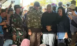 Menhan Sjafrie tinjau dampak banjir di Aceh, pastikan bantuan tersalurkan Menhan Sjafrie tinjau dampak banjir di Aceh, pastikan bantuan tersalurkan