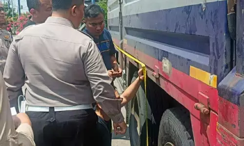 Pemeriksaan kasus kecelakaan beruntun di Karawang masih berlanjut