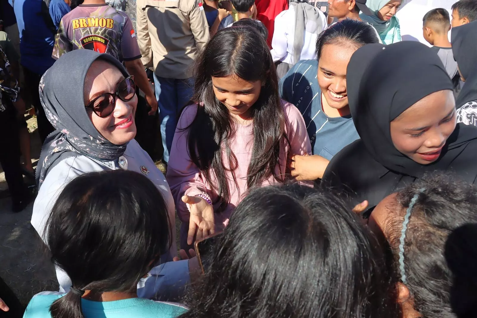 Menteri PPPA pastikan perempuan dan anak korban banjir mendapat perlindungan Menteri PPPA pastikan perempuan dan anak korban banjir mendapat perlindungan