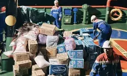 Pertamina gunakan rute laut untuk distribusi bantuan di Sumatera Pertamina gunakan rute laut untuk distribusi bantuan di Sumatera