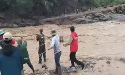 Prajurit TNI tembus daerah terisolasi bawa bantuan korban bencana Aceh