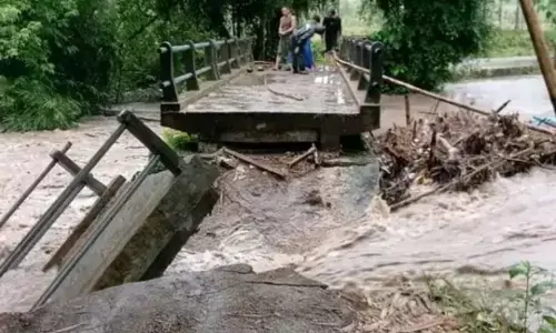Bupati: Jembatan rusak dampak bencana jadi perhatian di Lombok Tengah Bupati: Jembatan rusak dampak bencana jadi perhatian di Lombok Tengah