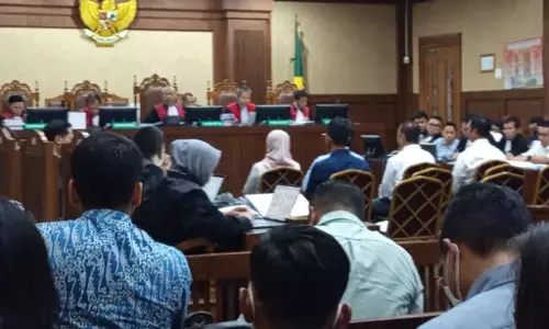Heran didakwa rugikan negara Rp 2,9 triliun, Kerry Riza: Itu kontrak sewa 10 tahun